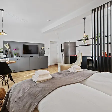 Διαμέρισμα Stylish Tiny House *
